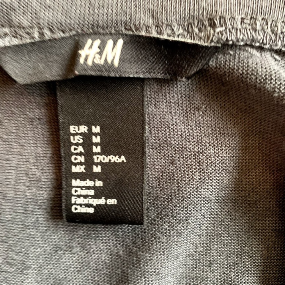 H&M Top - Picture 5 of 6